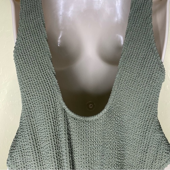 Aerie Shimmery Crinkle Birthday Scoop Cheekiest One Piece Swimsuit Green Size M - Picture 9 of 16